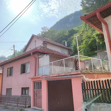 Oaza Mira Apartment Sarajevo Exterior photo